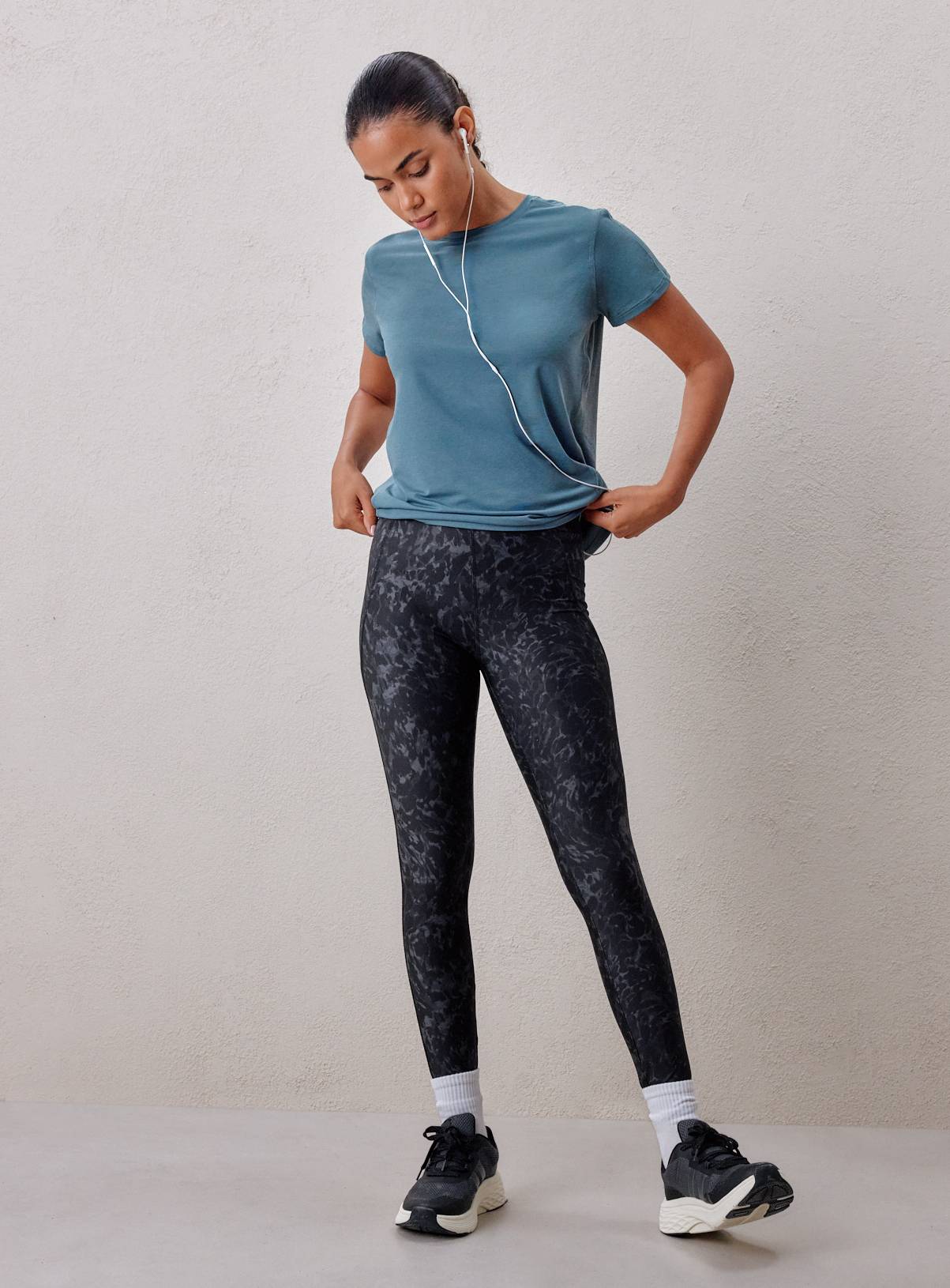 REAKTIV Black Print High Waisted Everyday Full Length Legging XS - Image 2